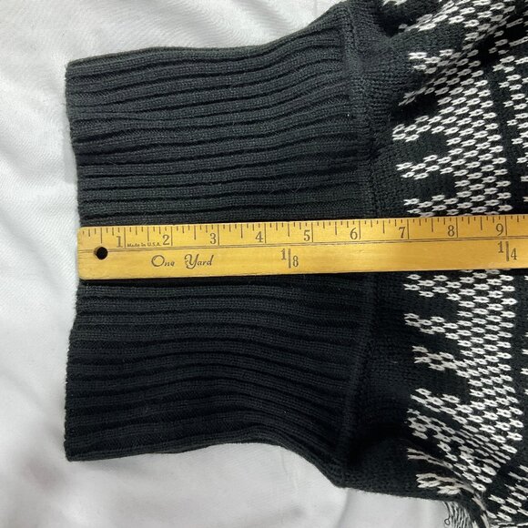 Cato Black & White Sweater Sz L with Fringe Tassels - Picture 10 of 12